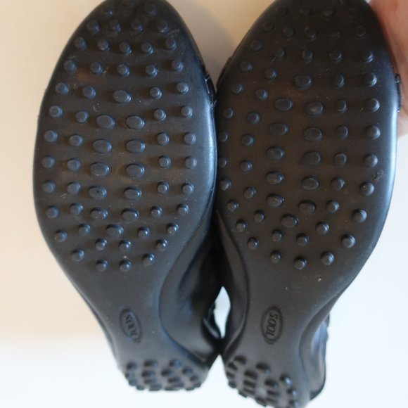 TOD'S BLACK LEATHER/SUEDE FLAT DRIVING LOAFERS 8* - Picture 7 of 7